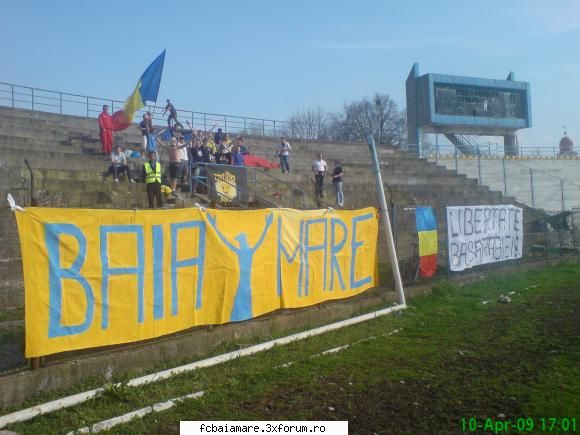 ! poze cu galeria fc baia mare